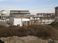 Fig. 1. Area del Parco di Spina 4, Torino, all’inizio della fase di bonifica, febbraio 2010.