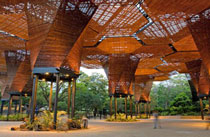 Urbanistica sociale a Medellín, Giardino Botanico Orquideorama / Architetti: Felipe Mesa, Alejandro Bernal, Camilo Restrepo, J. Paul Restrepo 